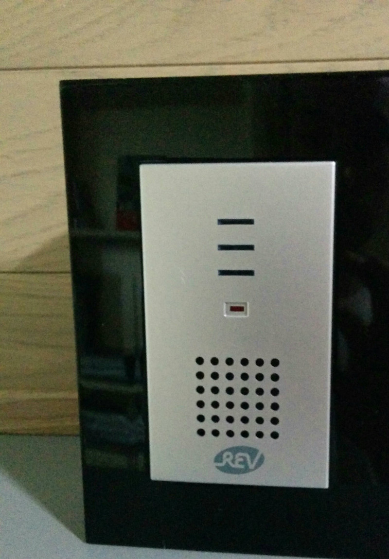 Doorbell from the front